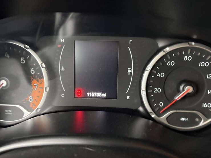2018-jeep-renegade-image-16