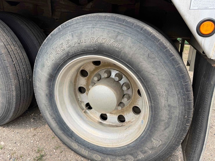 wilson-grain-trailer-image-15