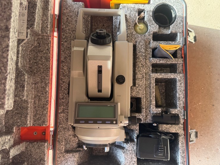 #2023-•-sokkia-set-5a-total-station-image-7