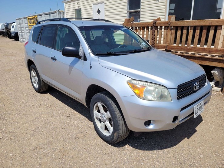 2006-toyota-rav4-image-2