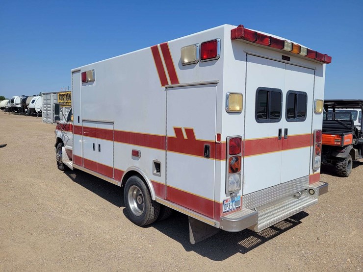 1999-ford-e450-image-14
