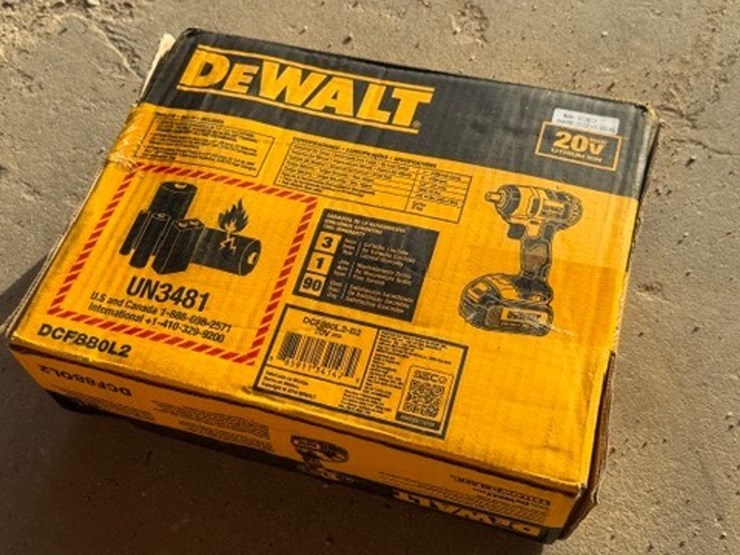 #2025-•-dewalt-1/2in-cordless-impact-wrench-image-10