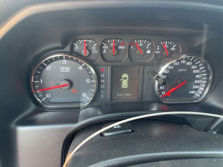 2017-chevrolet-silverado-2500-image-30