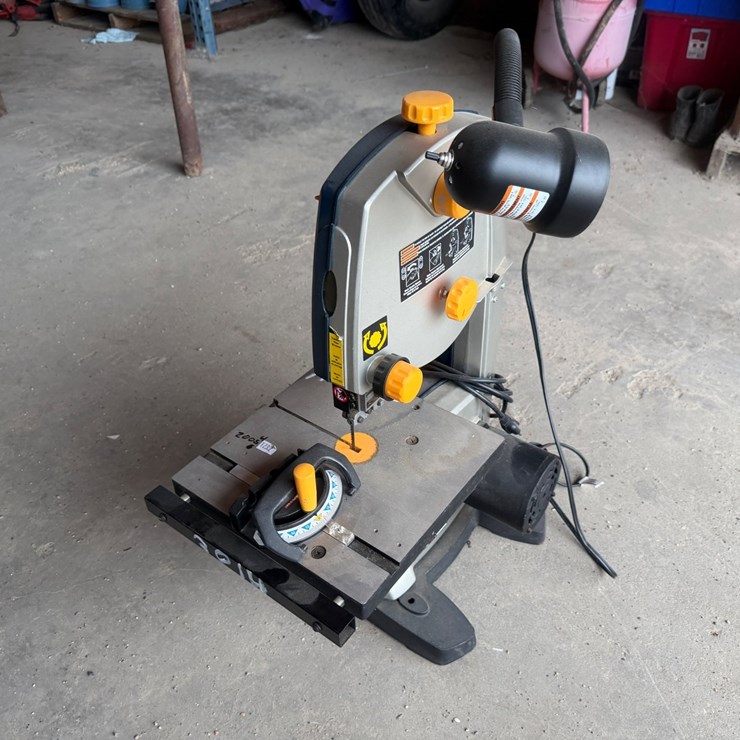 #2014 • RYOBI BAND SAW
