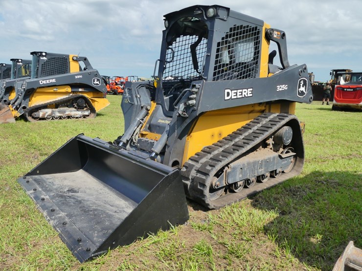 deere-325g-image-1