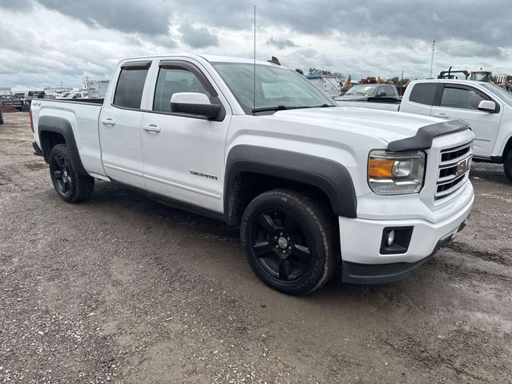 2015-gmc-sierra-1500-image-4