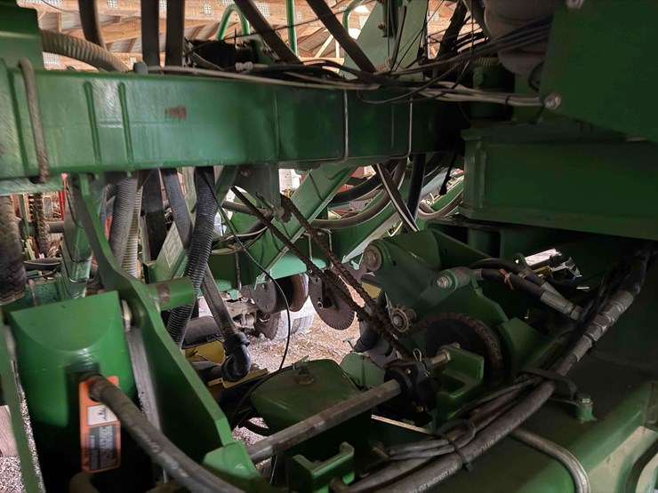 john-deere-1790-image-23