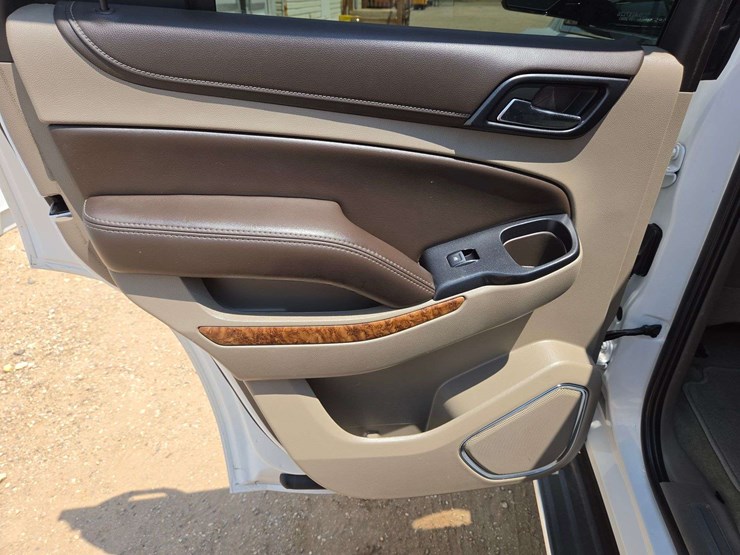 2018-chevrolet-tahoe-image-6