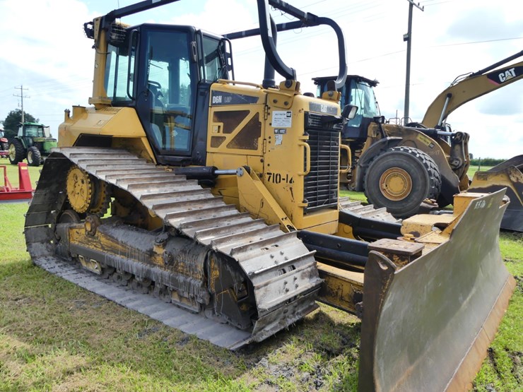 caterpillar-d6n-image-3