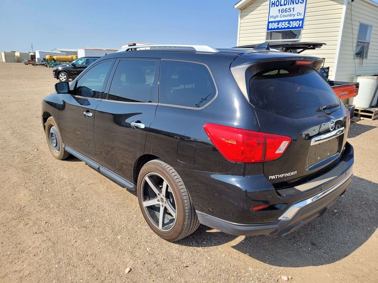 2019-nissan-pathfinder-image-5