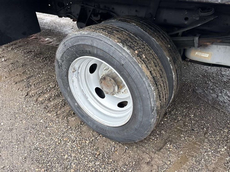2014-ford-f550-xl-image-5