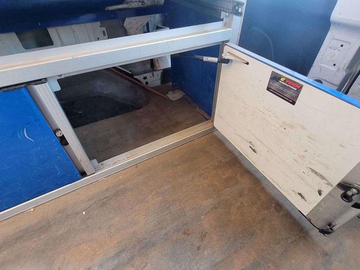 2015-ford-transit-image-12