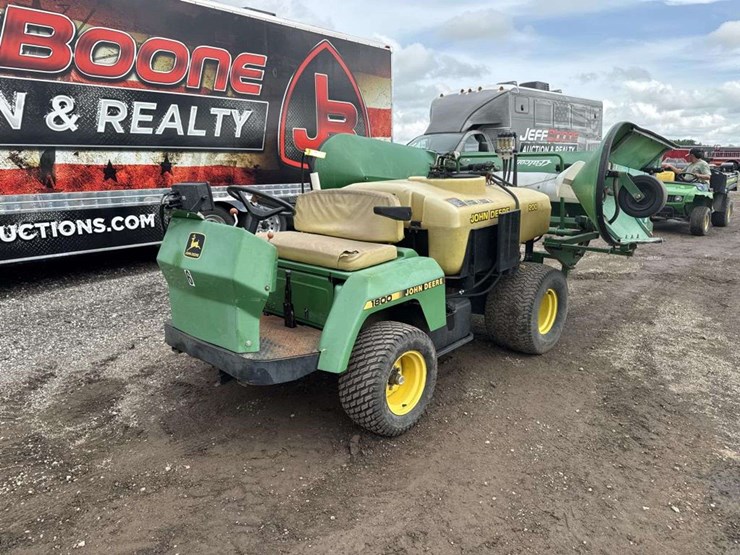 john-deere-1800-image-1
