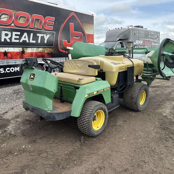 JOHN DEERE 1800