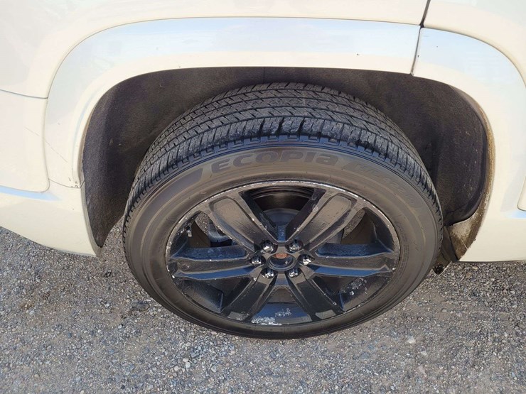 2018-gmc-acadia-denali-image-5
