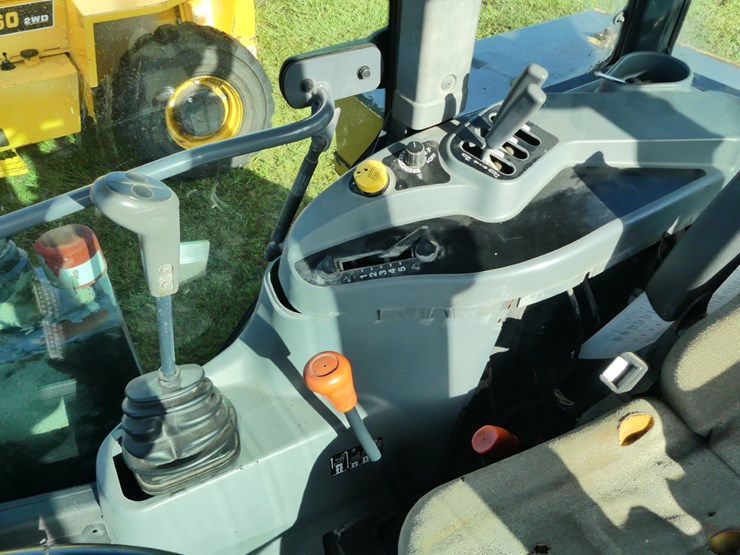 massey-ferguson-4608-image-13