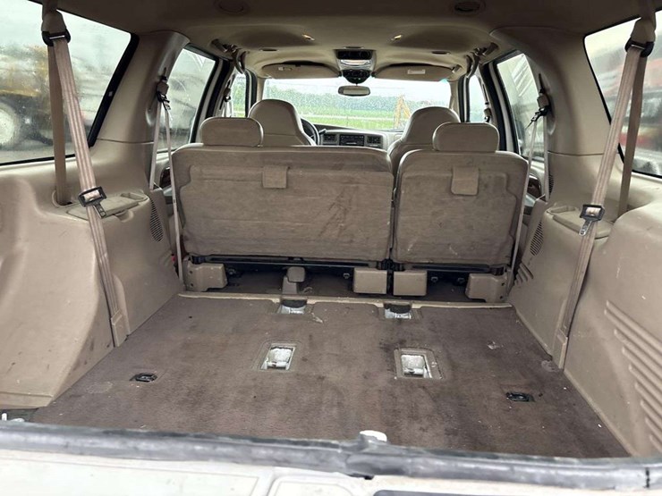 2001-ford-excursion-image-14