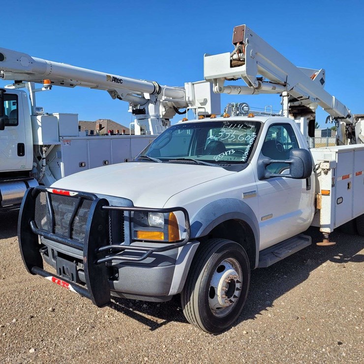 2006 FORD F550
