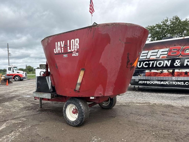 jay-lor-4425-image-2