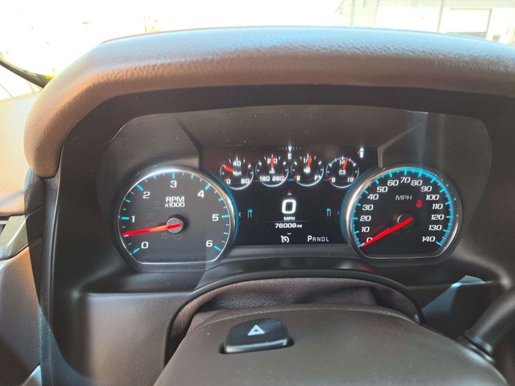 2018-chevrolet-tahoe-image-17