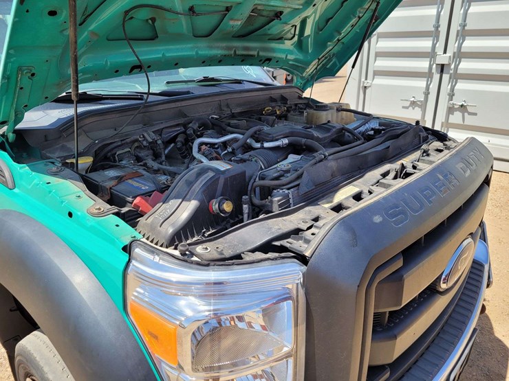 2015-ford-f550-image-27