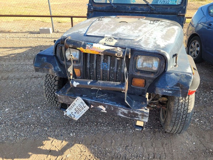 1992-jeep-wrangler-image-2