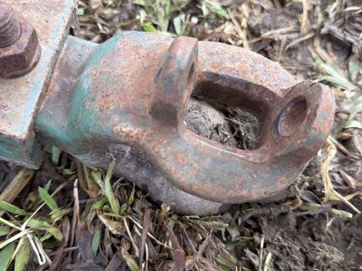 john-deere-200-image-9