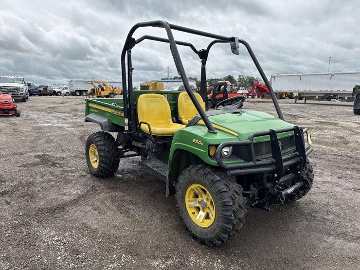john-deere-gator-image-4