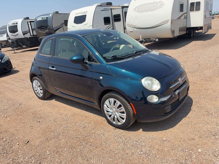 2015-fiat-500-image-2
