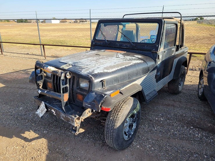 1992-jeep-wrangler-image-1