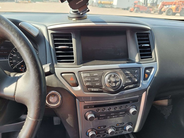 2019-nissan-pathfinder-image-16