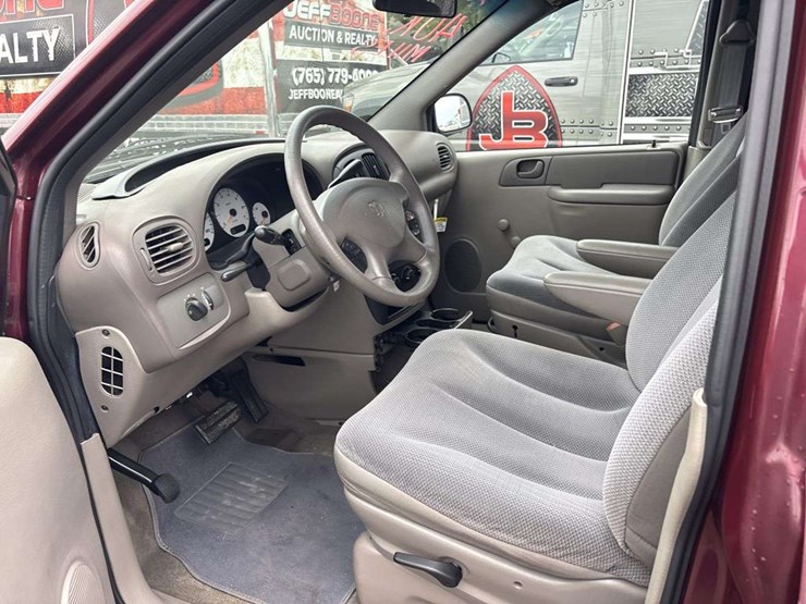 2001-dodge-grand-caravan-se-image-10