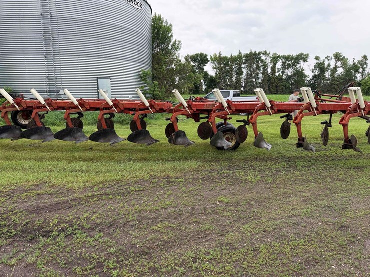 international-800-plow-image-6