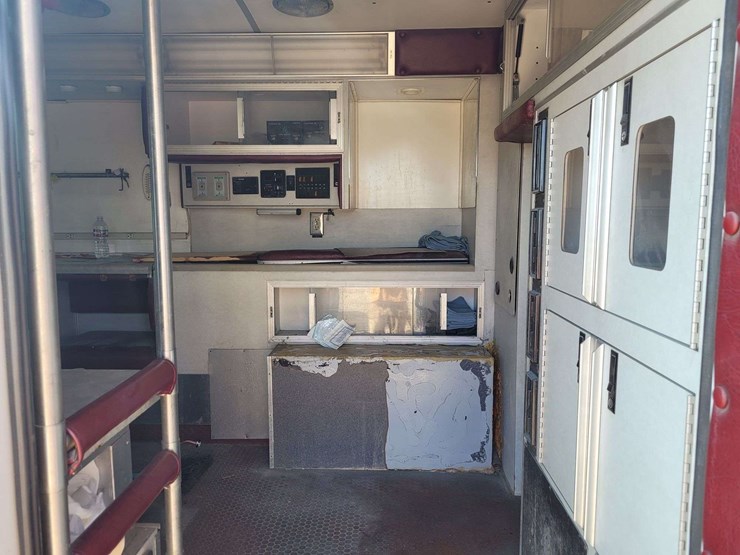 1999-ford-e450-image-6