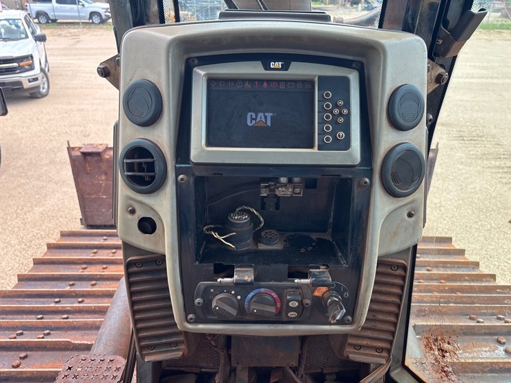 caterpillar-d6n-lgp-image-19