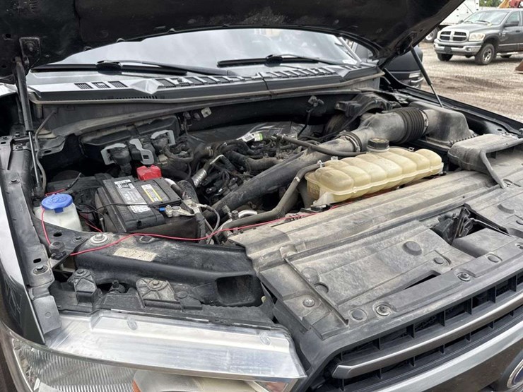 2019-ford-f150-image-14