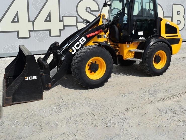 2023-jcb-409-image-1