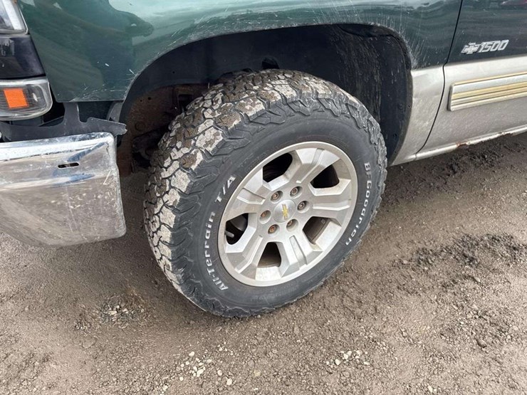 2002-chevrolet-silverado-1500-z71-image-5