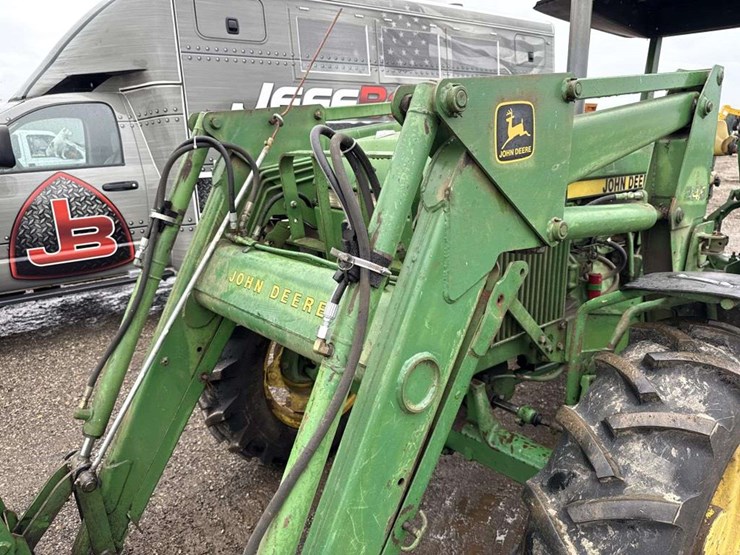 john-deere-2350-image-8