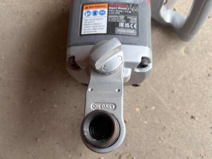 #2015-•-ingersoll-rand-2850-1in-impact-wrench-image-8