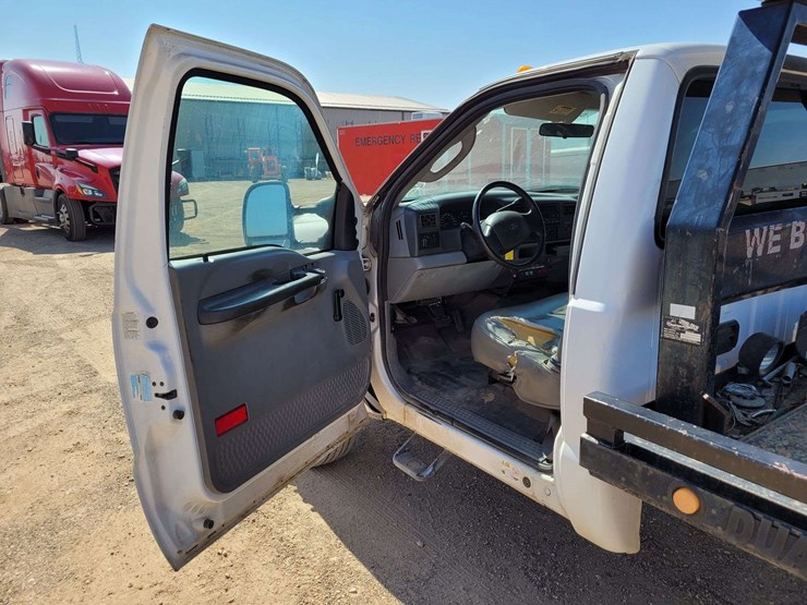 2004-ford-f550-image-20