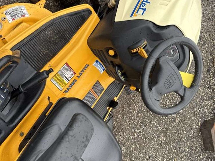 cub-cadet-gt2544-image-8