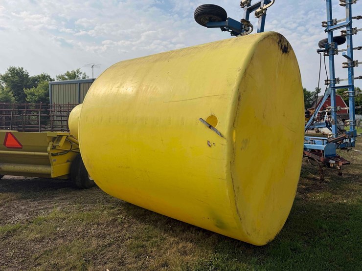poly-tank-image-4