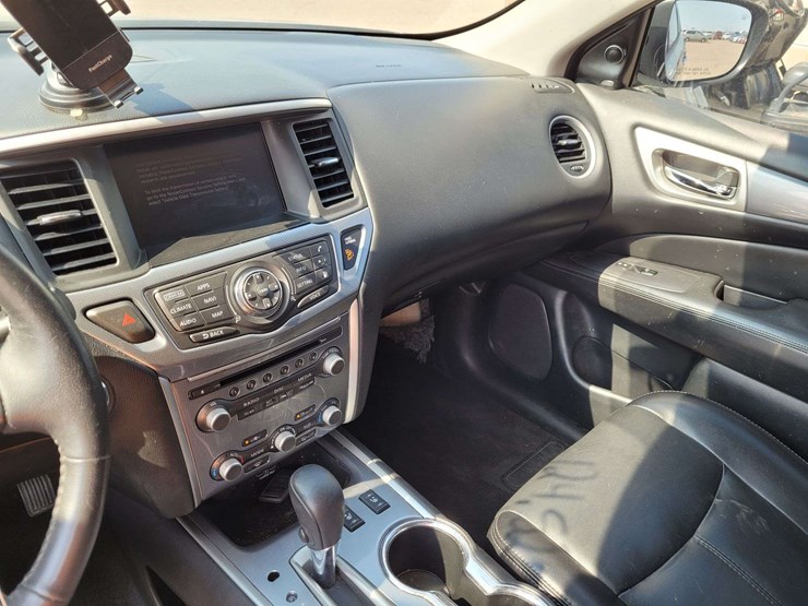 2019-nissan-pathfinder-image-23