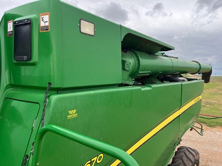 2011-john-deere-s670-image-43