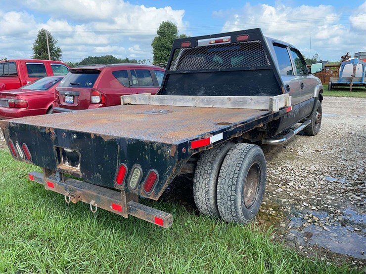 2002-gmc-sierra-3500-image-3