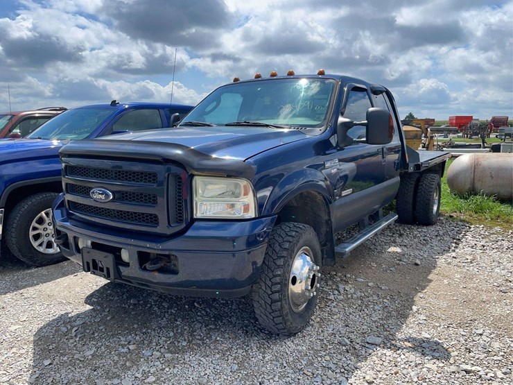 2005-ford-f350-xlt-image-1