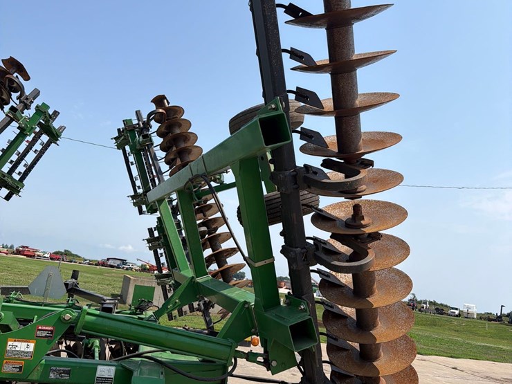 john-deere-637-image-17