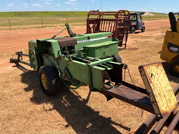 john-deere-336-image-6