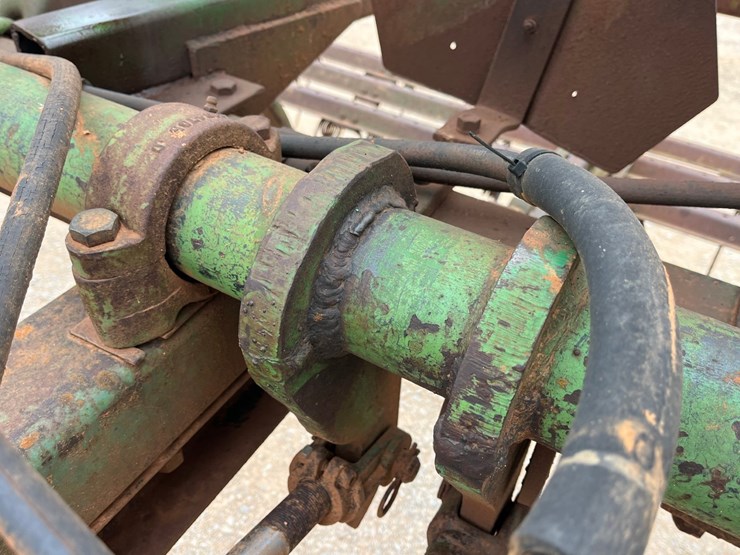 john-deere-1600-image-25